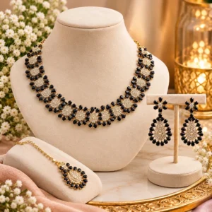 Onyx Floral Set - Roop Collection